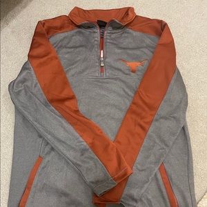 UT half zip pull over sweater